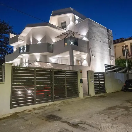 Exclusive Bb Rosa 3*